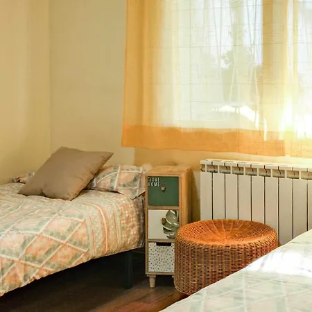 Holiday home Camps Casa Planta Baja Con Jardin Besalu