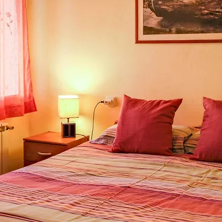Camps Casa Planta Baja Con Jardin * Besalu